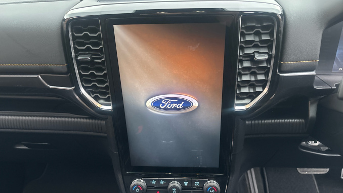 Ford Ranger Petrol Pick Up D/Cab Wildtrak 2.3 EB PHEV 281 Auto [NI] - Image 15